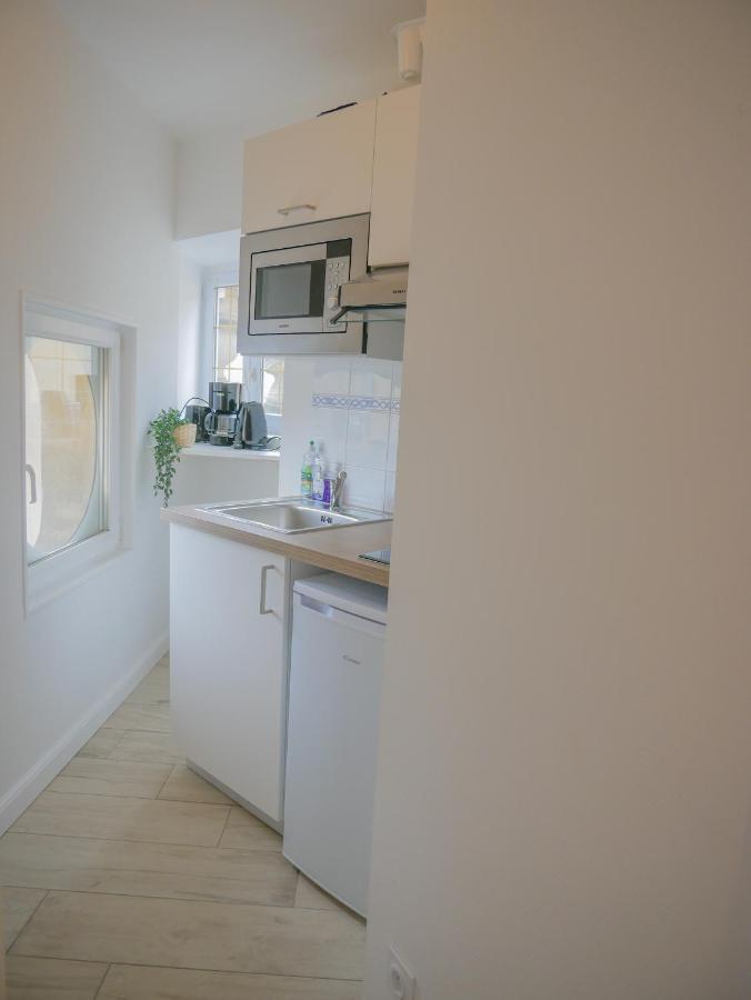 Studio Renove Avec Terrasse Et Vue Unique ! Caen Ngoại thất bức ảnh